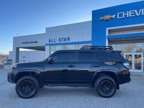 Used 2020 Toyota 4Runner TRD Pro image 3