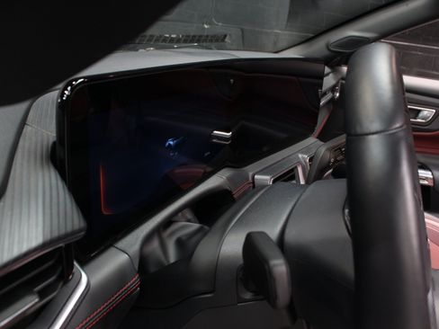 Used 2025 Ford Mustang GT Premium RWD image 40