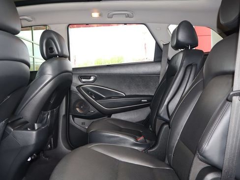 Used 2018 Hyundai Santa Fe Limited AWD/4WD image 39