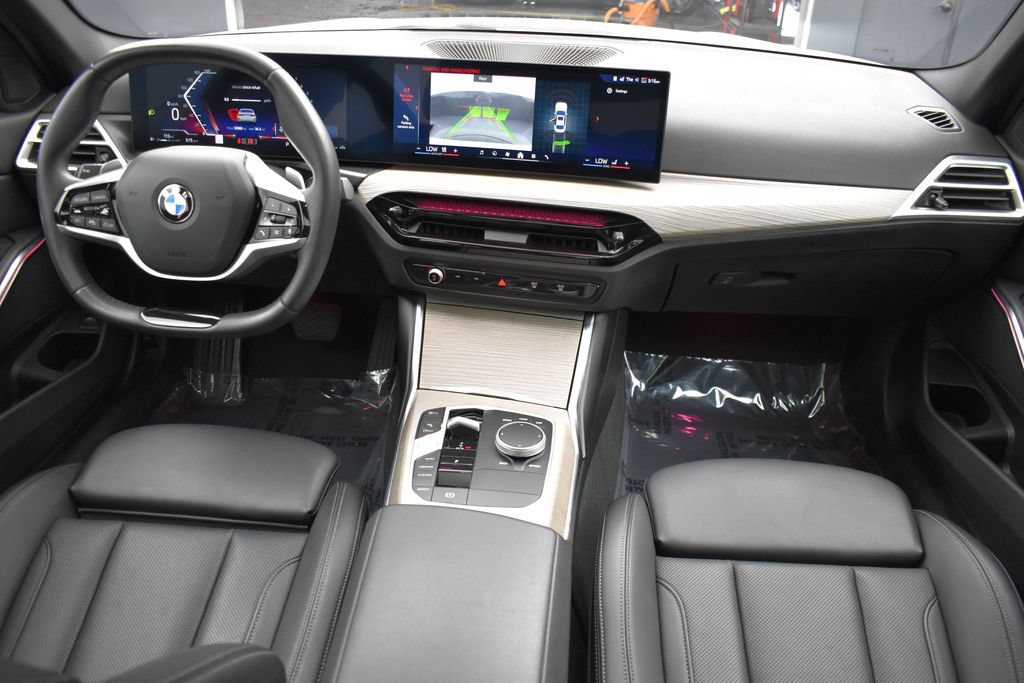 Used 2025 BMW 330i xDrive Sedan AWD/4WD image 14