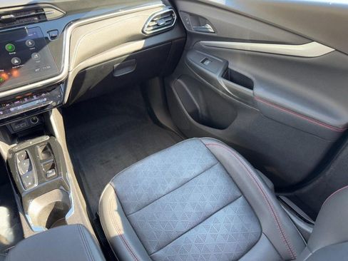 Used 2023 Chevrolet Bolt EUV LT w/ Convenience Package image 15