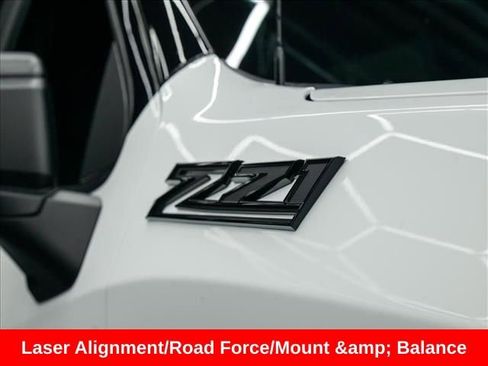 New 2026 Chevrolet Silverado 1500 Custom Trail Boss w/ Dark Appearance Package AWD/4WD image 6