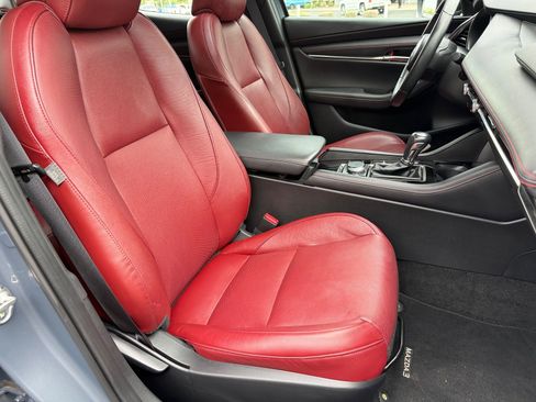 Used 2024 MAZDA MAZDA3 s image 27