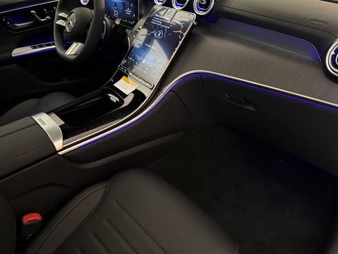 New 2026 Mercedes-Benz GLC 300 image 15