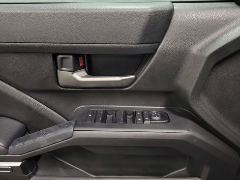 Used 2024 Toyota Tacoma TRD Sport w/ TRD Sport Upgrade Package image 21