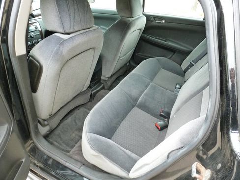 Used 2014 Chevrolet Impala Limited LS image 10