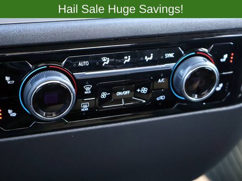 Used 2024 Chevrolet Silverado 1500 LT AWD/4WD image 22