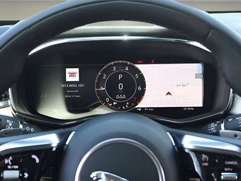 New 2026 Jaguar F-PACE R-Dynamic S AWD/4WD image 22