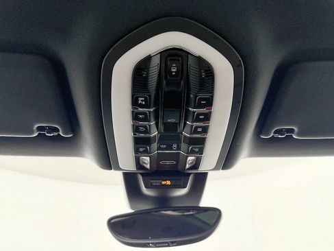 Used 2017 Porsche Macan GTS image 57