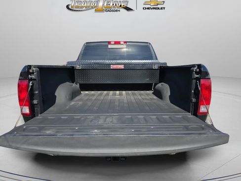 Used 2018 RAM 2500 SLT w/ Luxury Group AWD/4WD image 11