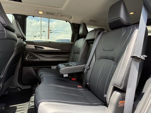 Certified 2024 INFINITI QX60 Luxe w/ Vision Package FWD image 13