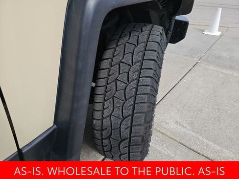 Used 2010 Toyota FJ Cruiser 4WD image 33