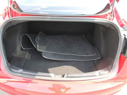 Used 2018 Tesla Model 3 Long Range RWD image 9