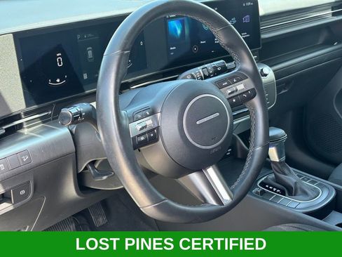 Used 2025 Hyundai Kona SEL image 7