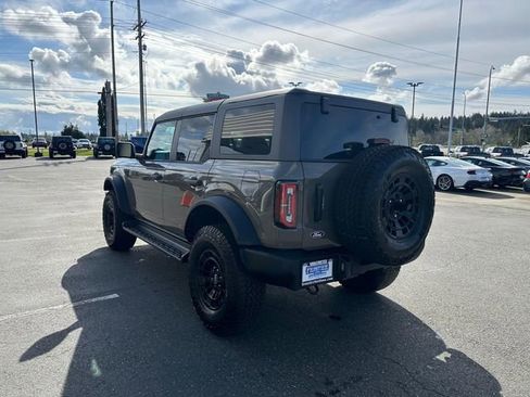 New 2026 Ford Bronco Outer Banks AWD/4WD image 4