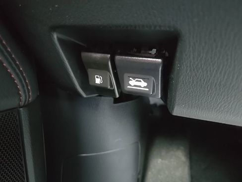 Used 2025 MAZDA CX-5 Carbon Edition image 44