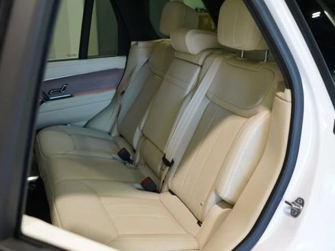 Used 2024 Land Rover Range Rover SE AWD/4WD image 52