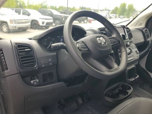 Used 2026 RAM ProMaster 2500 w/ Convenience Group FWD image 10