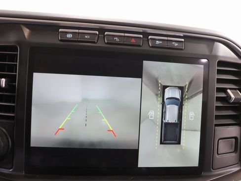 Used 2024 Ford F250 Platinum image 15