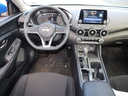 Certified 2025 Nissan Sentra SV image 13