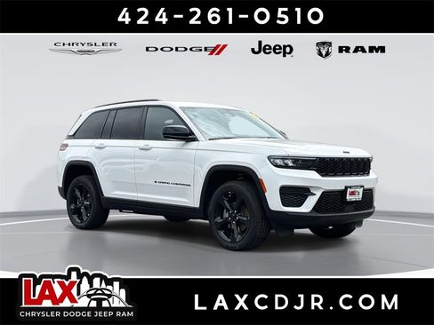 New 2025 Jeep Grand Cherokee Altitude image 1