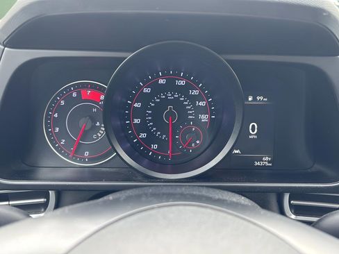 Used 2022 Hyundai Elantra SEL w/ Preferred Accessory Package image 27