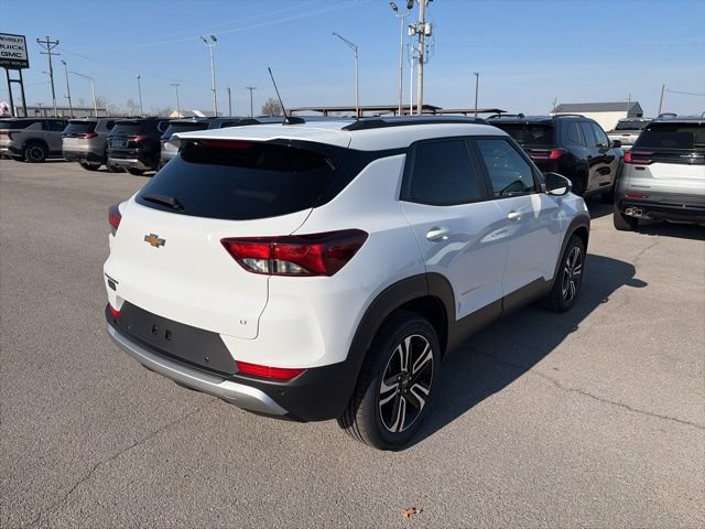 New 2026 Chevrolet TrailBlazer LT w/ Convenience Package FWD image 6