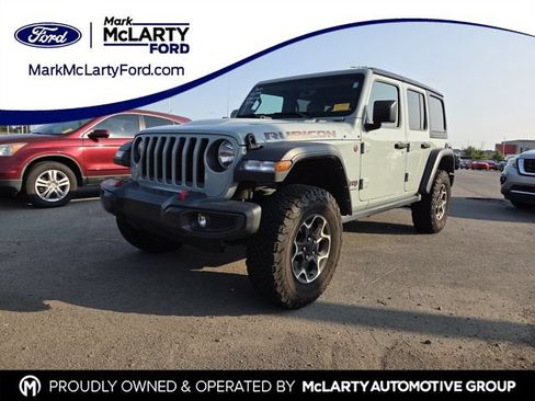 Used 2023 Jeep Wrangler Unlimited Rubicon w/ Cold Weather Group AWD/4WD image 1