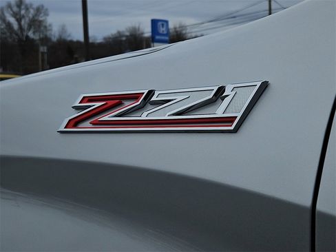 Used 2020 Chevrolet Silverado 1500 RST w/ All-Star Edition image 13