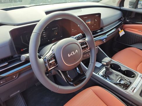 New 2026 Kia Carnival SX Prestige image 24