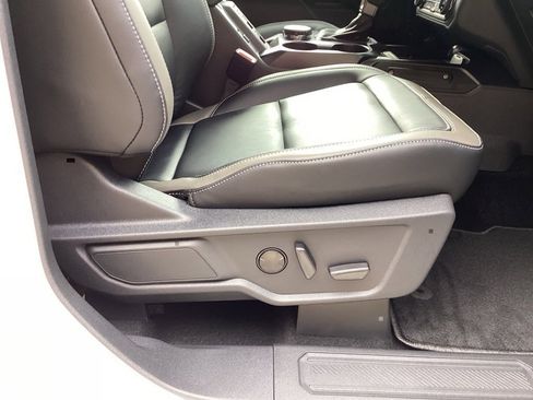 New 2025 Ford Bronco Outer Banks image 31