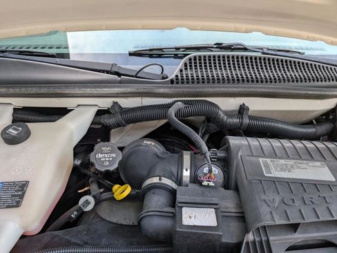 Used 2013 GMC Savana 2500 LS w/ Power Package RWD image 24