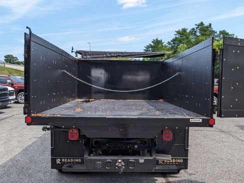 New 2024 RAM 5500 Tradesman w/ Chrome Appearance Group image 13