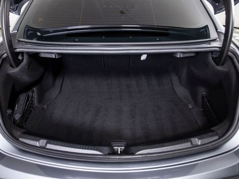 Used 2023 Mercedes-Benz E 450 Coupe image 9