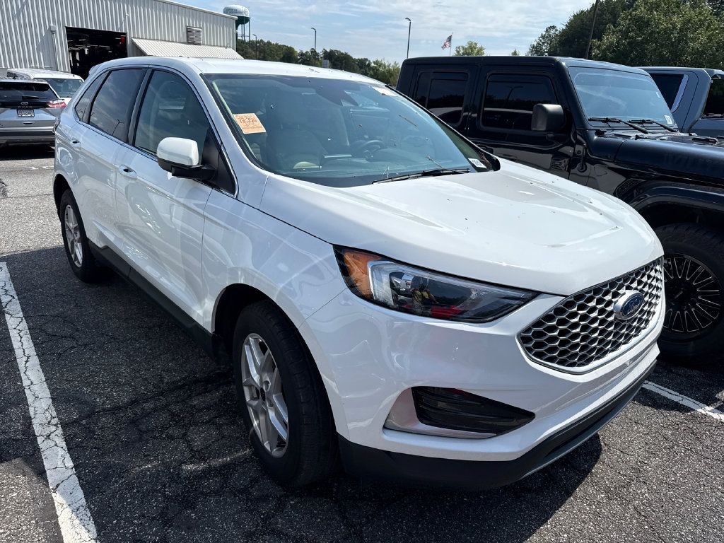 Used 2024 Ford Edge SEL AWD/4WD image 20