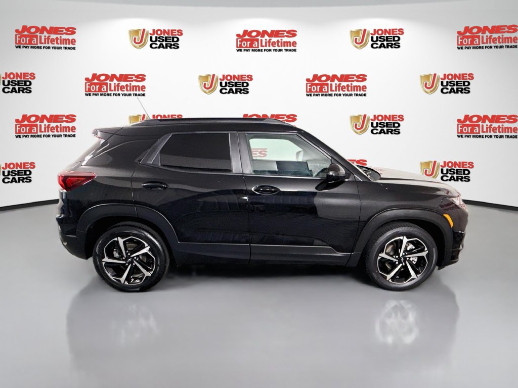 Used 2023 Chevrolet TrailBlazer RS w/ Convenience Package FWD image 17