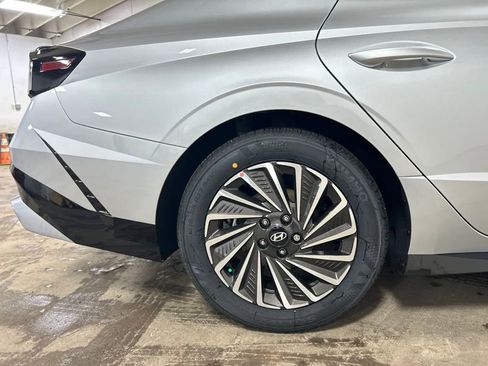 New 2025 Hyundai Sonata SEL image 9
