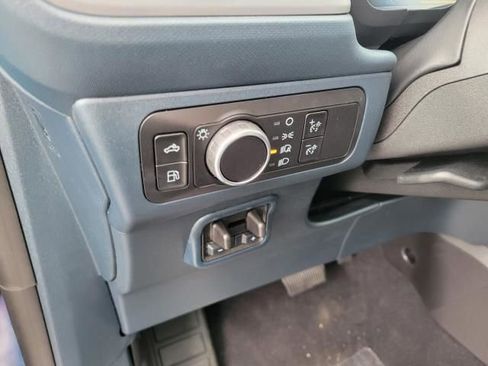 New 2025 Ford Maverick XL w/ Equipment Group 101A image 26