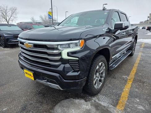 Used 2023 Chevrolet Silverado 1500 High Country image 2