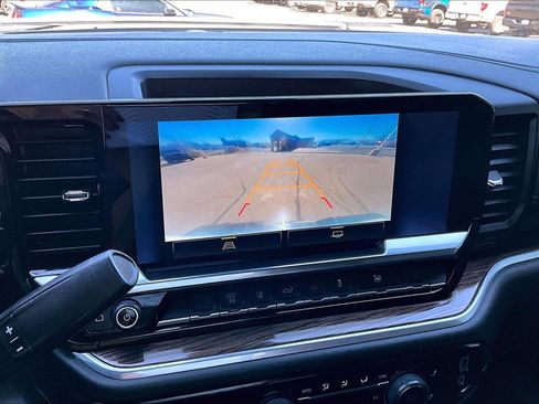 Used 2025 Chevrolet Silverado 3500 LT w/ Convenience Package image 15