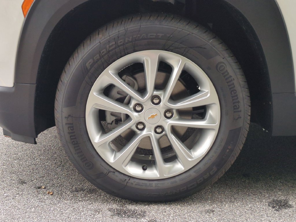 New 2026 Chevrolet TrailBlazer LS w/ LS Convenience Package FWD image 11