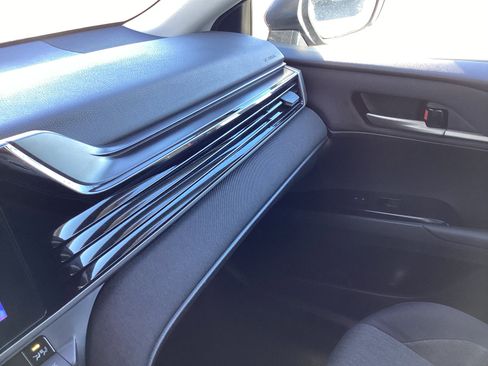 Certified 2025 Toyota Camry LE image 30