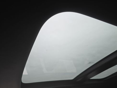 Used 2020 Land Rover Range Rover Evoque SE image 29