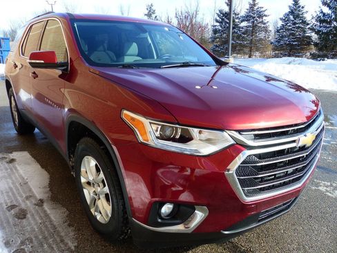Used 2019 Chevrolet Traverse LT w/ LPO, Floor Liner Package image 12