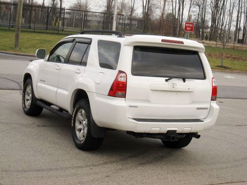 Used 2007 Toyota 4Runner SR5 image 13
