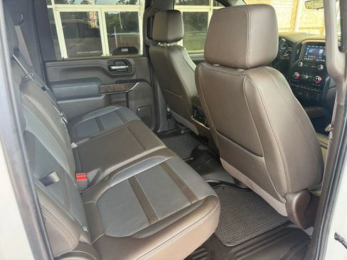 Used 2022 GMC Sierra 3500 Denali w/ Technology Package AWD/4WD image 34