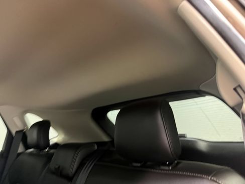 Used 2021 Ford Edge SEL w/ Convenience Package AWD/4WD image 9
