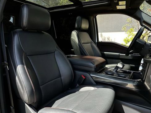 Used 2022 Ford F150 Lariat AWD/4WD image 33