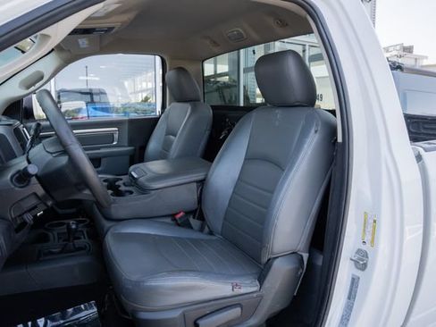 Used 2018 RAM 3500 Tradesman w/ Chrome Appearance Group AWD/4WD image 23