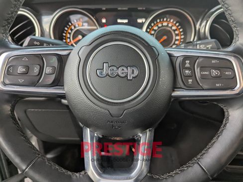 Used 2020 Jeep Wrangler Unlimited Sahara AWD/4WD image 20